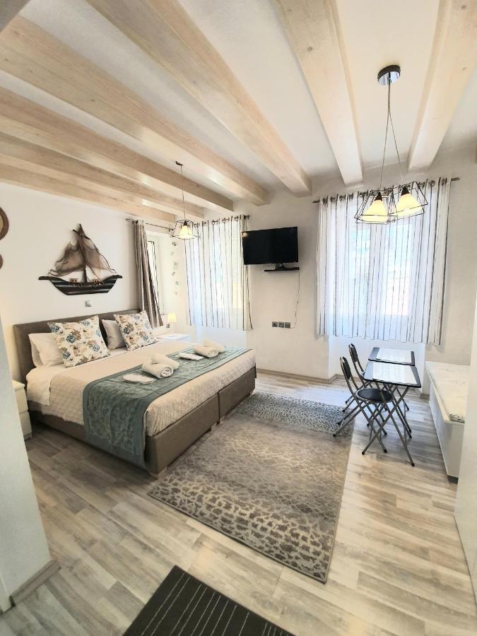 Helens Apartment Corfu (city) Exterior foto